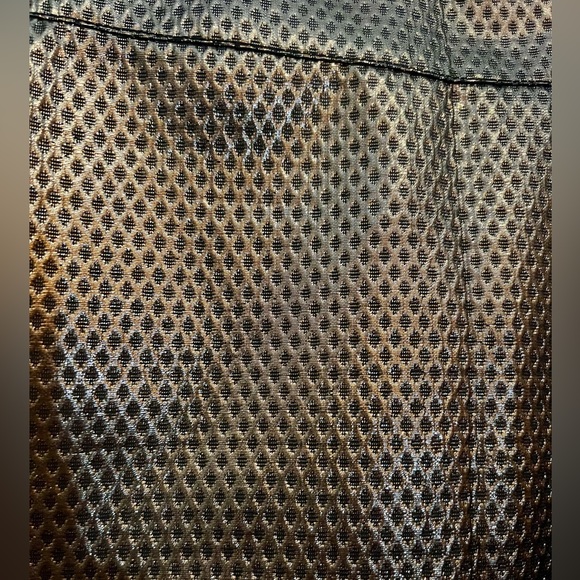 Max Studio Vintage Gold Pattern Mini Skirt, Size 4 - Picture 6 of 6